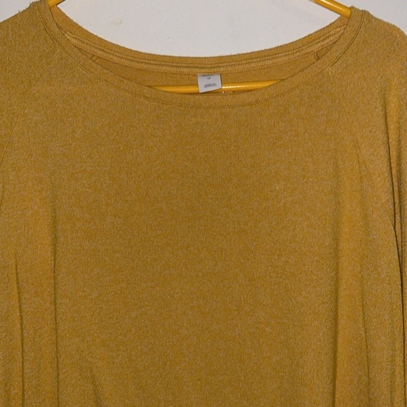 🌹OLD NAVY RAYON LONG SLEEVE SHIRT - Picture 2 of 5